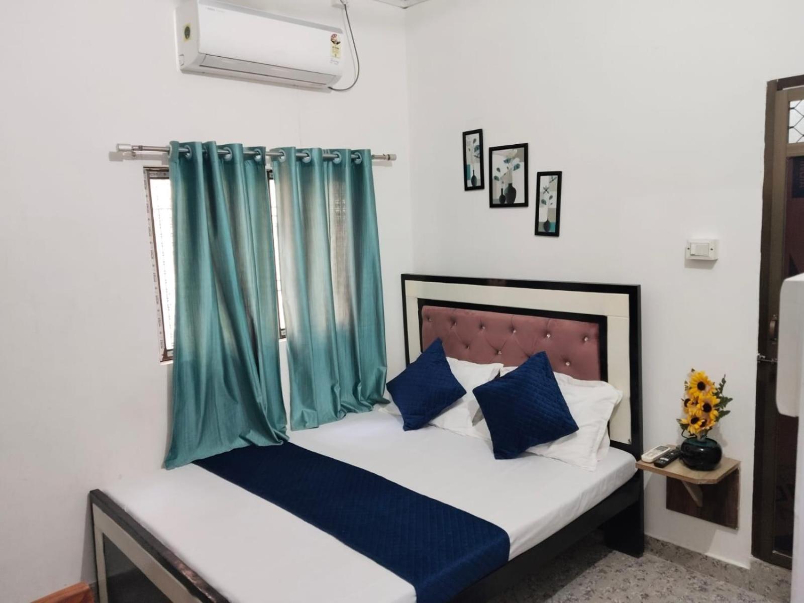Shree K.B Guest House Varanasi Bagian luar foto