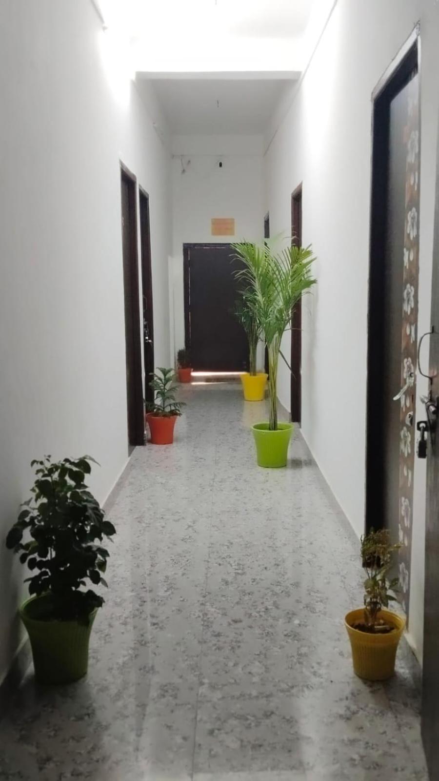 Shree K.B Guest House Varanasi Bagian luar foto