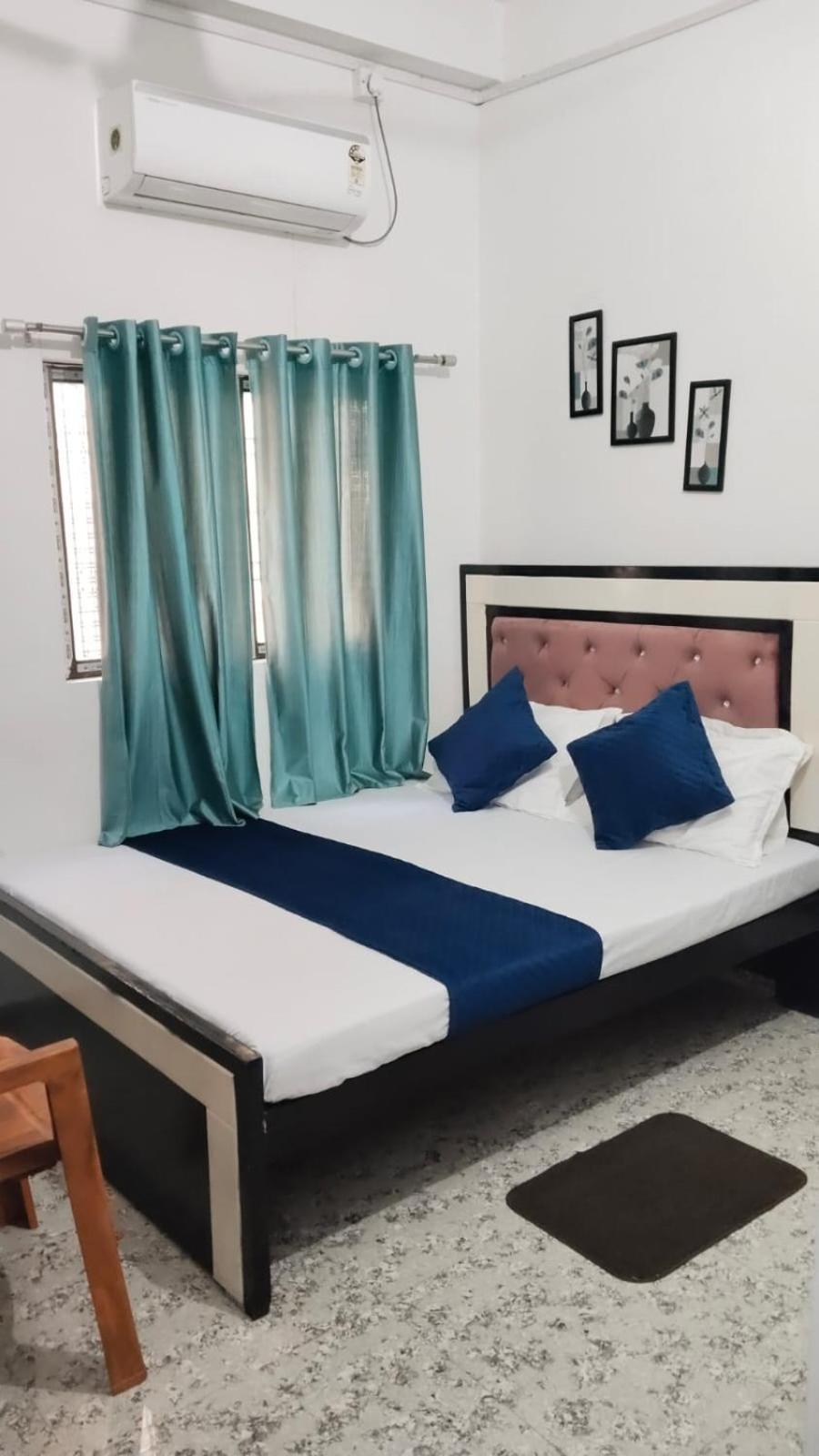 Shree K.B Guest House Varanasi Bagian luar foto